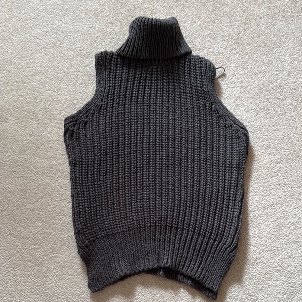 H&M grey Cowl Neck Sweater with Chunky Ribbed Knit